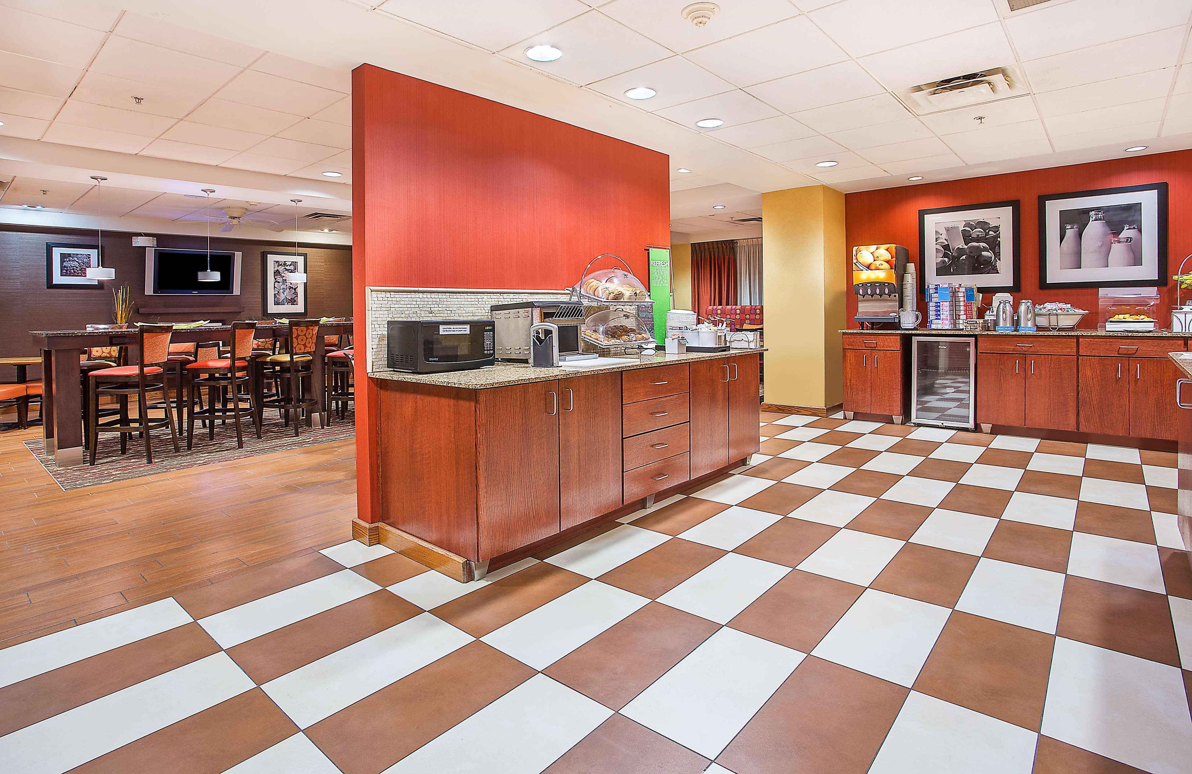 Hampton Inn Knoxville-West At Cedar Bluff Exterior photo